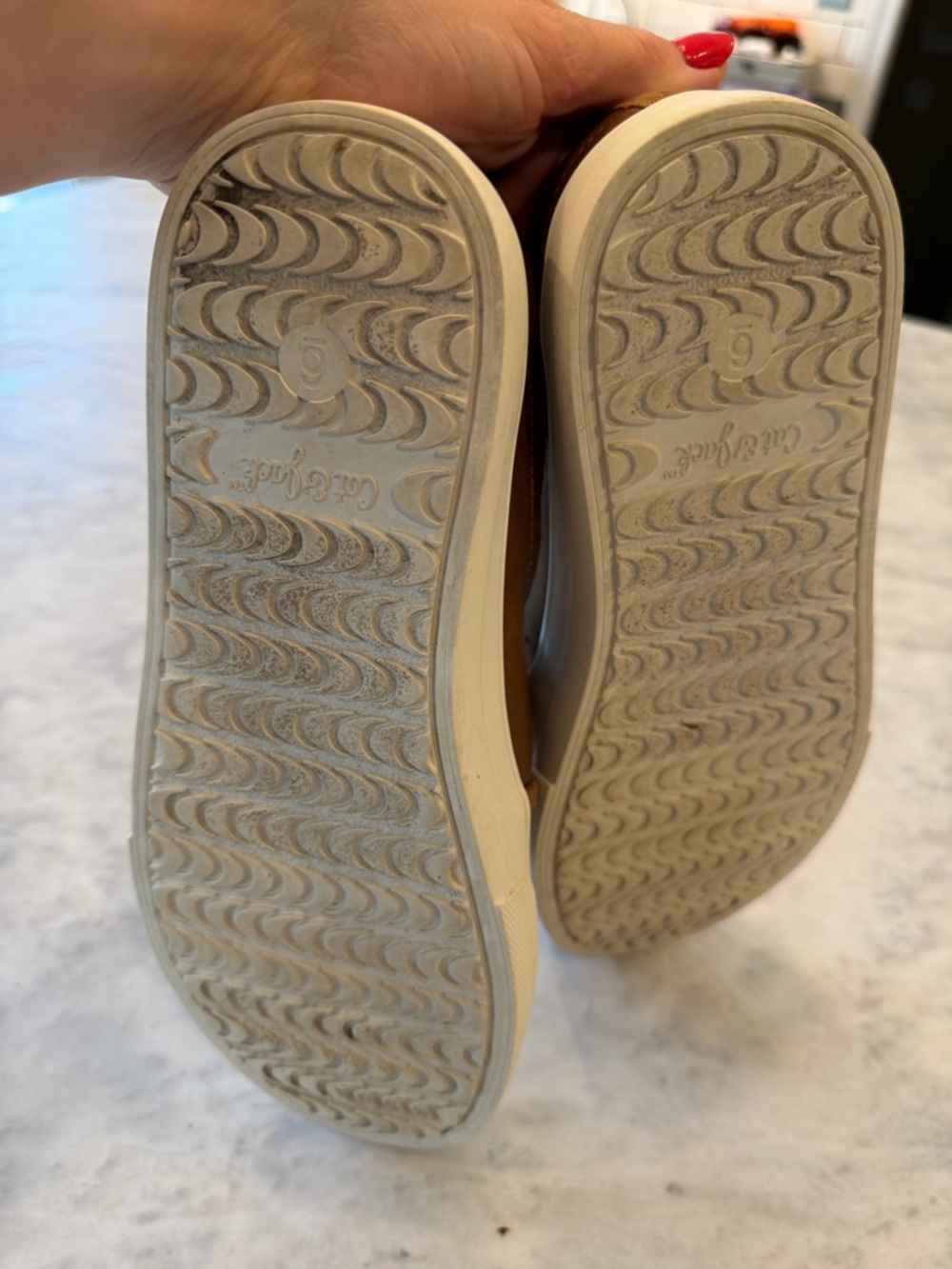 Boys Loafers, Size 6 - Picture 3 of 3